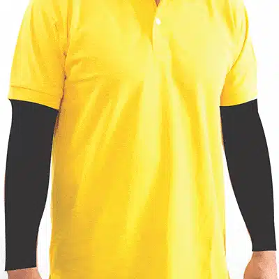 camiseta tipo polo amarilla